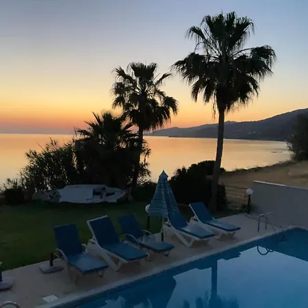 Kallinousa Vila Pomos