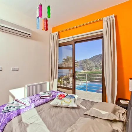 Villa Kallinousa *