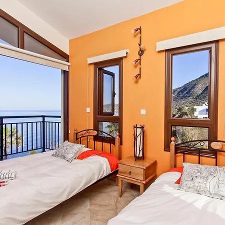 Kallinousa Villa Pomos