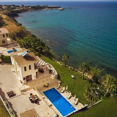 Villa Kallinousa