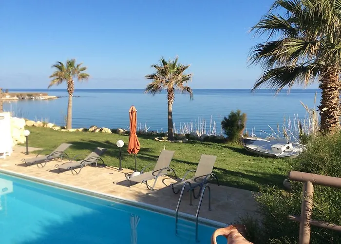 Kallinousa Πωμός